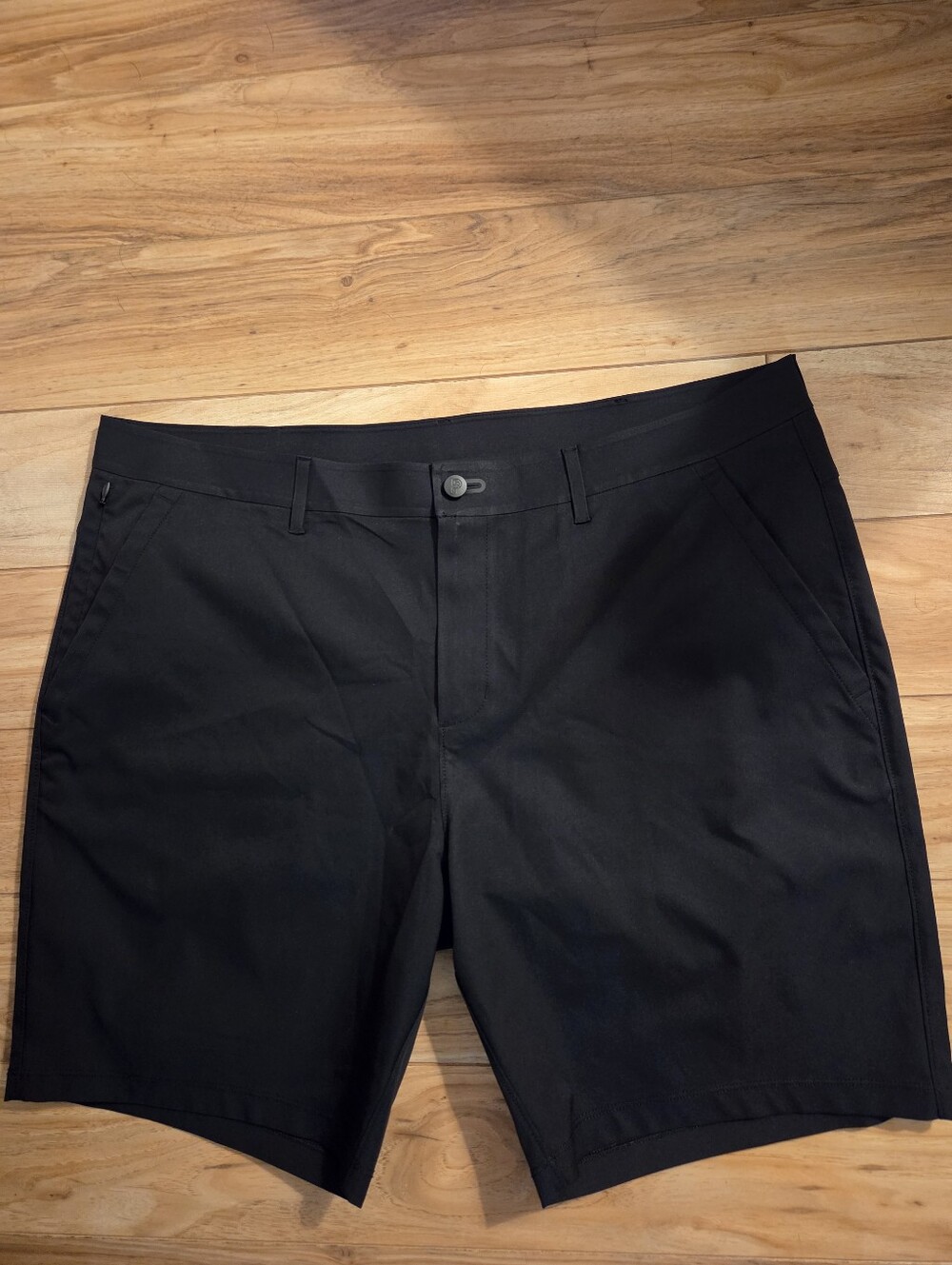 NWOT - Men’s Public Rec Black 5 Pocket Shorts Size 40 - Picture 2 of 9